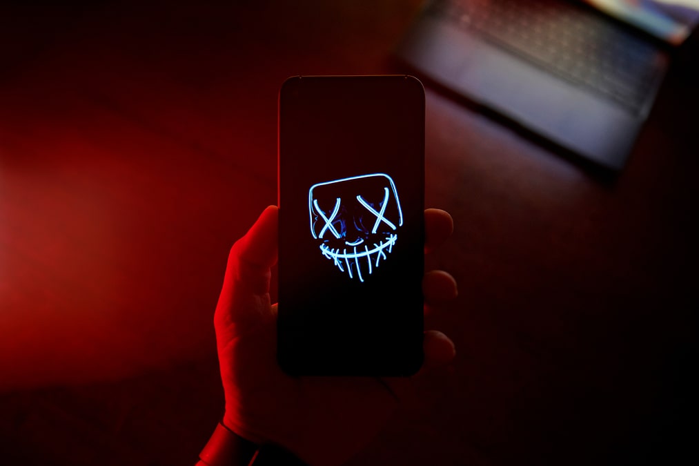 Безопасность мобильных приложений и защита данных пользователя